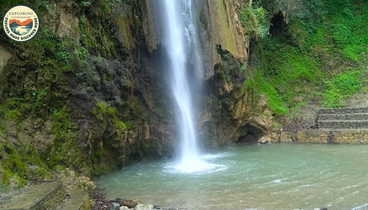 Secret Waterfalls in Uttarakhand
